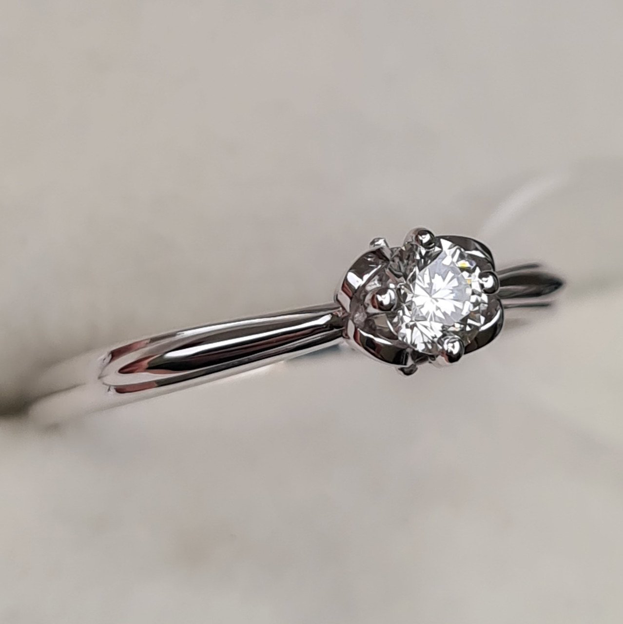 Кольцо Deimantas 98167447 17р 1,41гр 0,20ct. купить,NaN