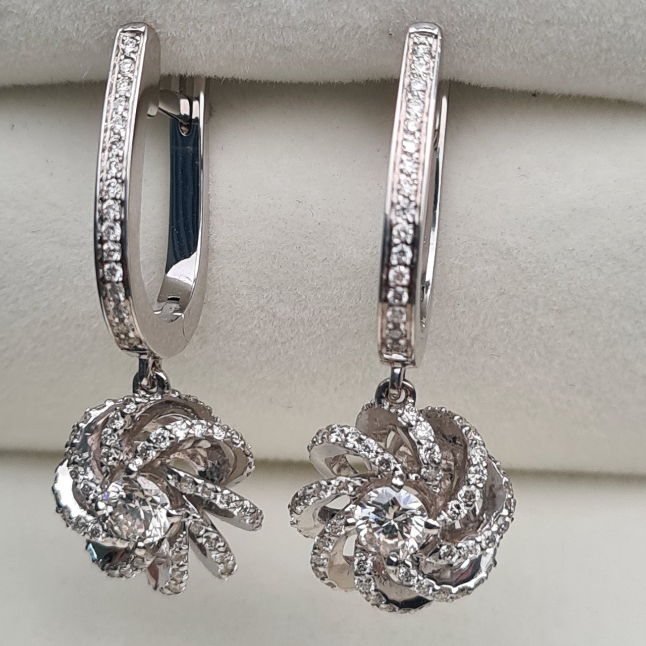 Серьги Deimantas 95968462 6,72гр 1,38ct. купить,NaN