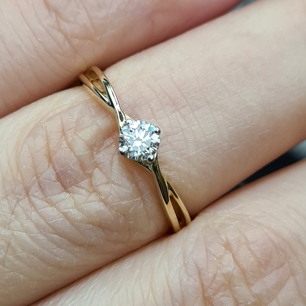 Кольцо Deimantas 98167412 16р 1,48гр 0,198ct. купить,NaN