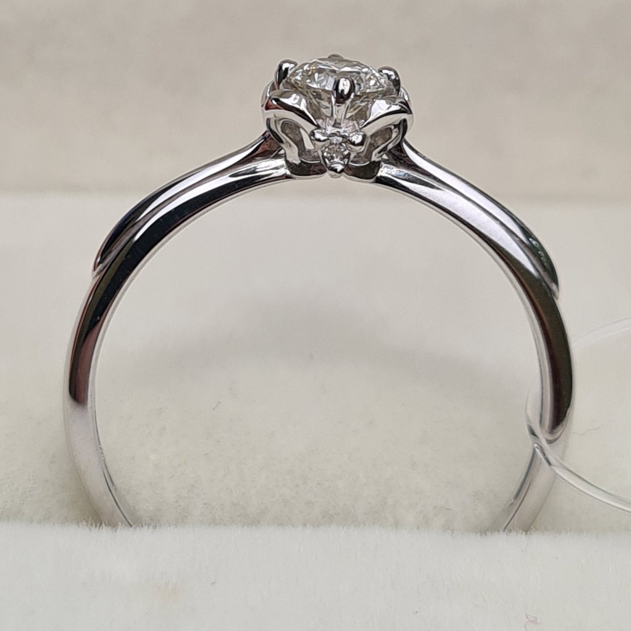 Кольцо Deimantas 98167447 17р 1,41гр 0,20ct. купить,NaN