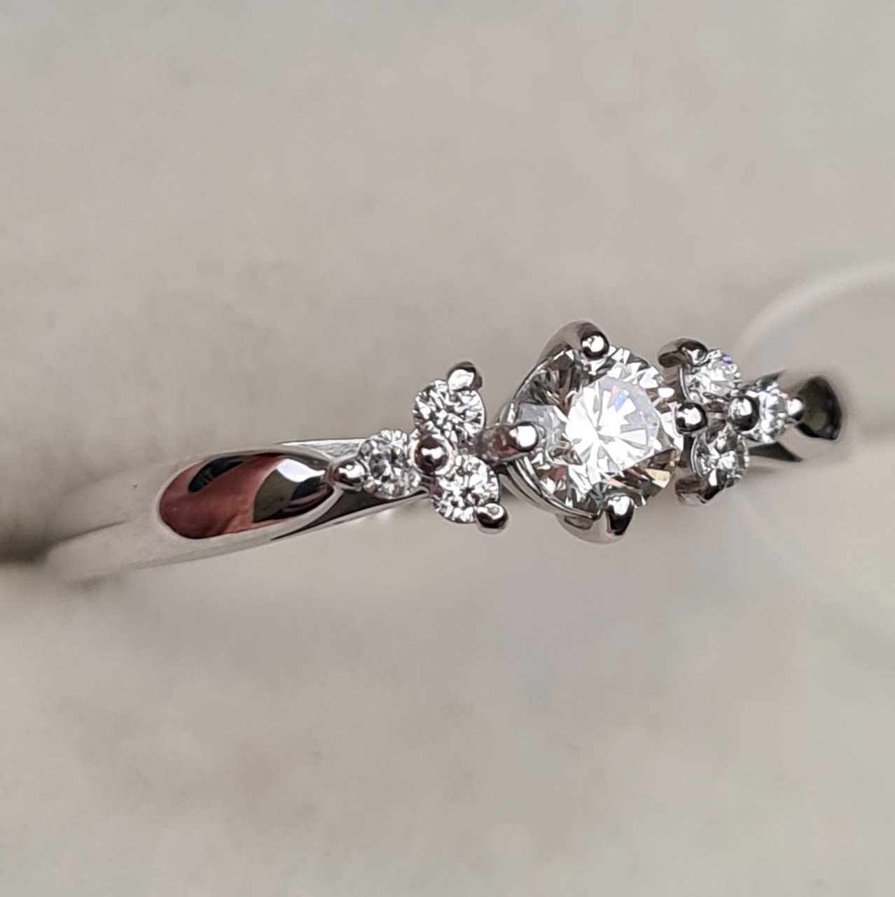 Кольцо Deimantas 98167474 17,5р 1,61гр 0,30ct. купить,NaN