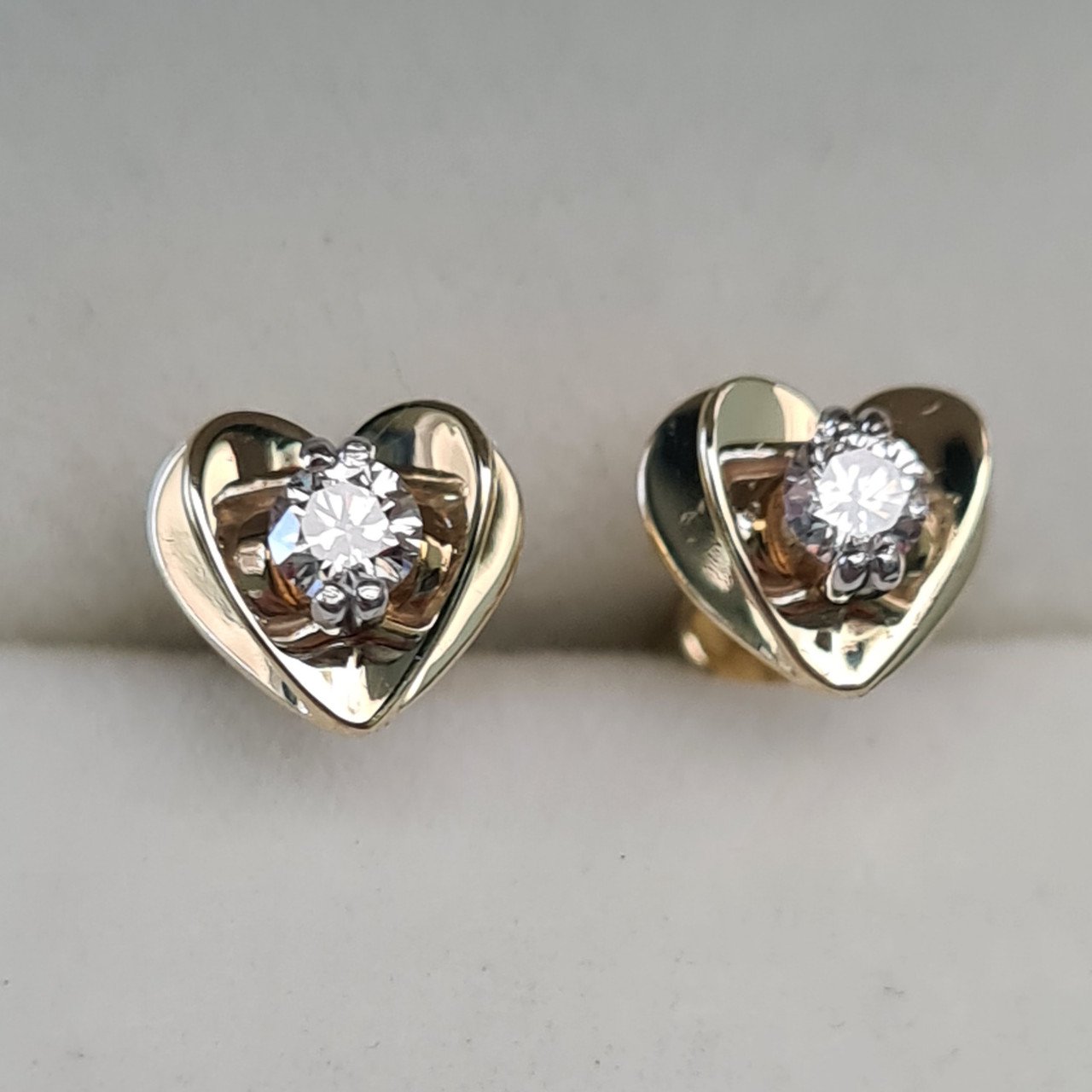 Серьги Deimantas 93722778 1,77гр 0,20ct. купить,NaN