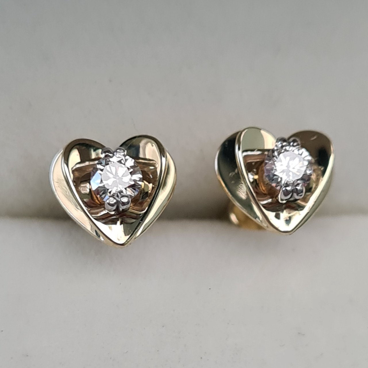 Серьги Deimantas 93722778 1,77гр 0,20ct. купить,NaN