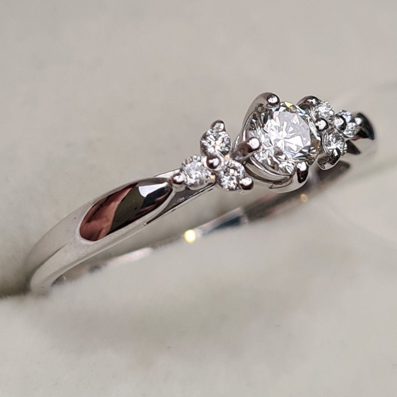 Кольцо Deimantas 98167474 17,5р 1,61гр 0,30ct. купить,NaN