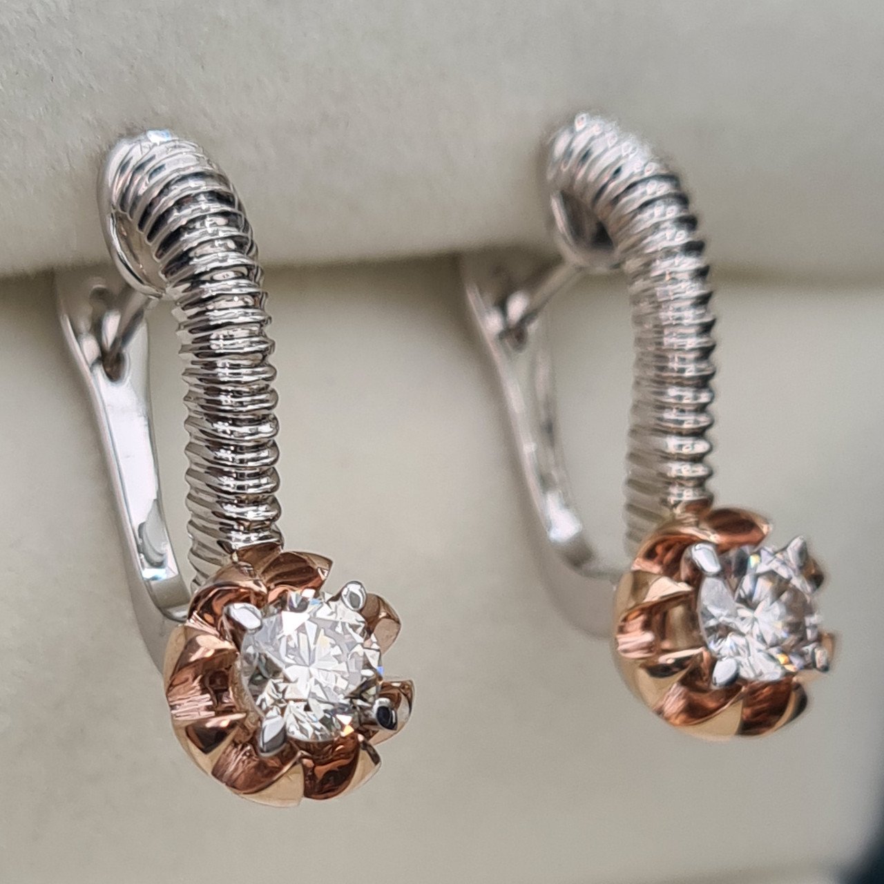 Серьги Deimantas 95968467 6,08гр 0,70ct. купить,NaN