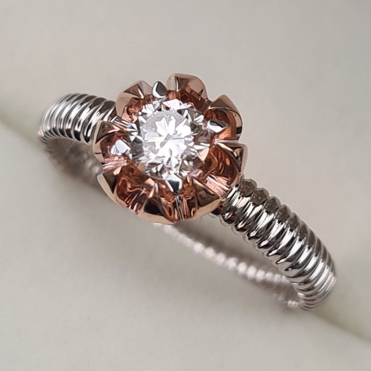 Кольцо Deimantas 95968465 16,5р 3,56гр 0,35ct. купить,NaN
