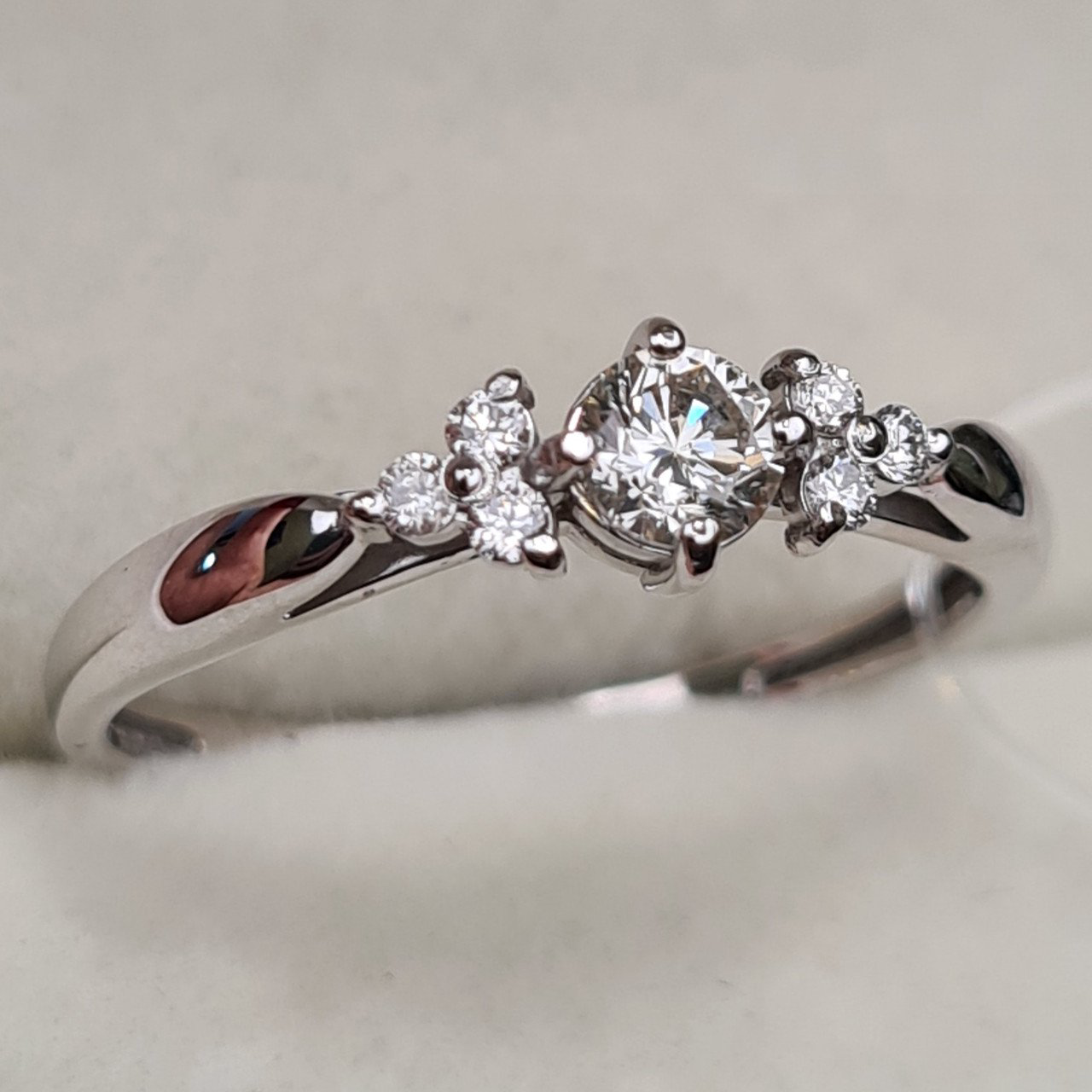 Кольцо Deimantas 98167474 17,5р 1,61гр 0,30ct. купить,NaN