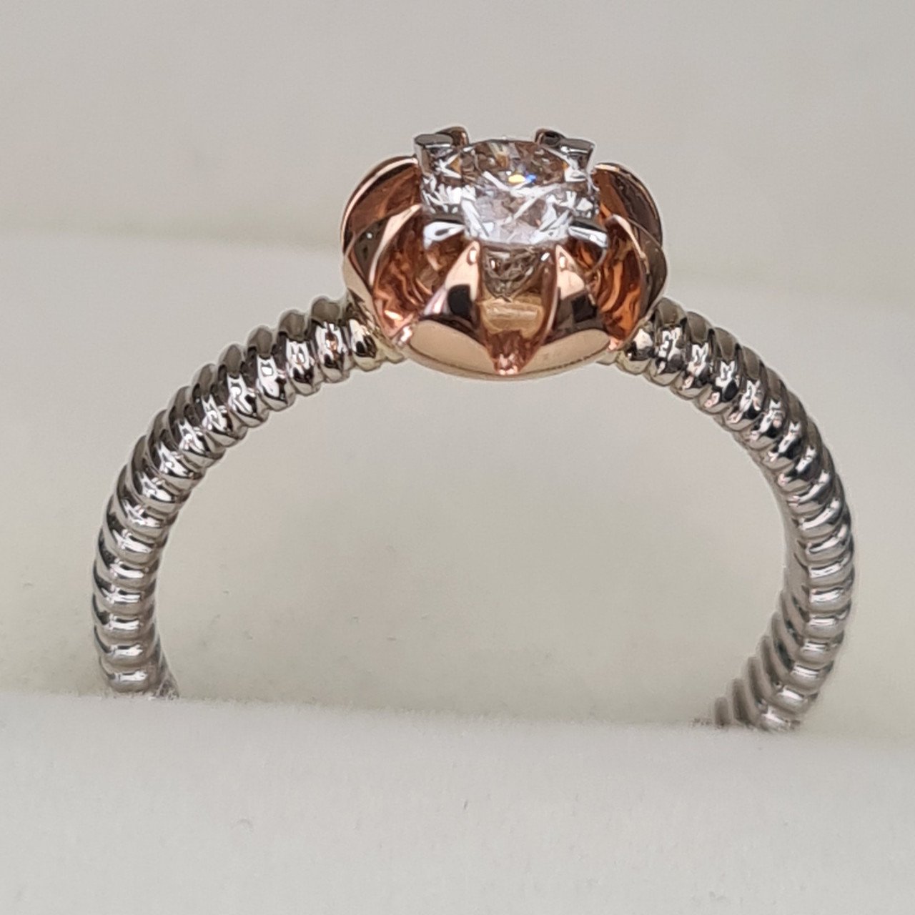 Кольцо Deimantas 95968465 16,5р 3,56гр 0,35ct. купить,NaN