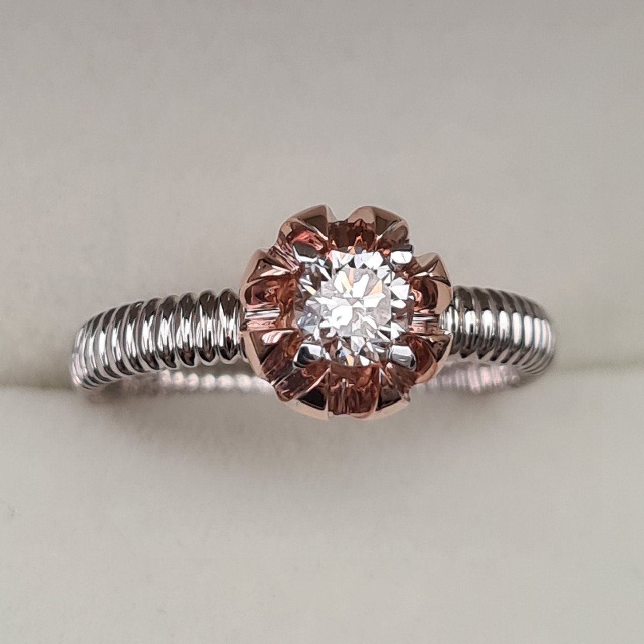 Кольцо Deimantas 95968465 16,5р 3,56гр 0,35ct. купить,NaN