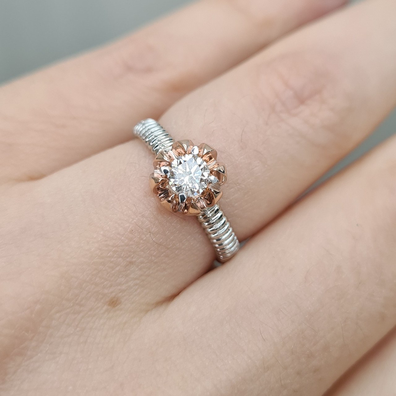 Кольцо Deimantas 95968465 16,5р 3,56гр 0,35ct. купить,NaN