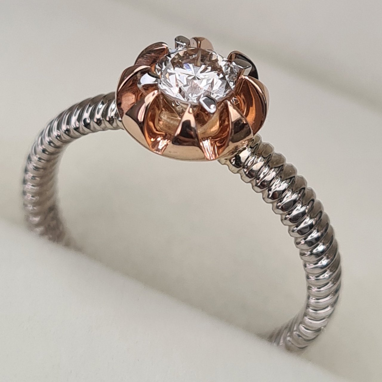 Кольцо Deimantas 95968465 16,5р 3,56гр 0,35ct. купить,NaN