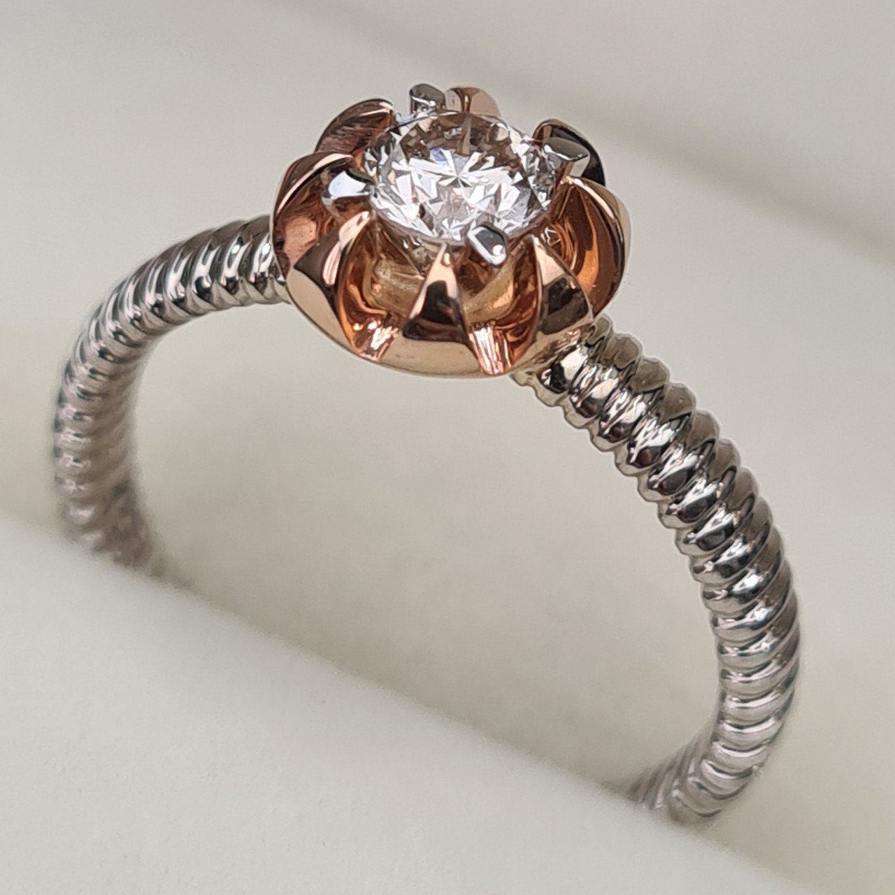 Кольцо Deimantas 95968465 16,5р 3,56гр 0,35ct. купить,NaN
