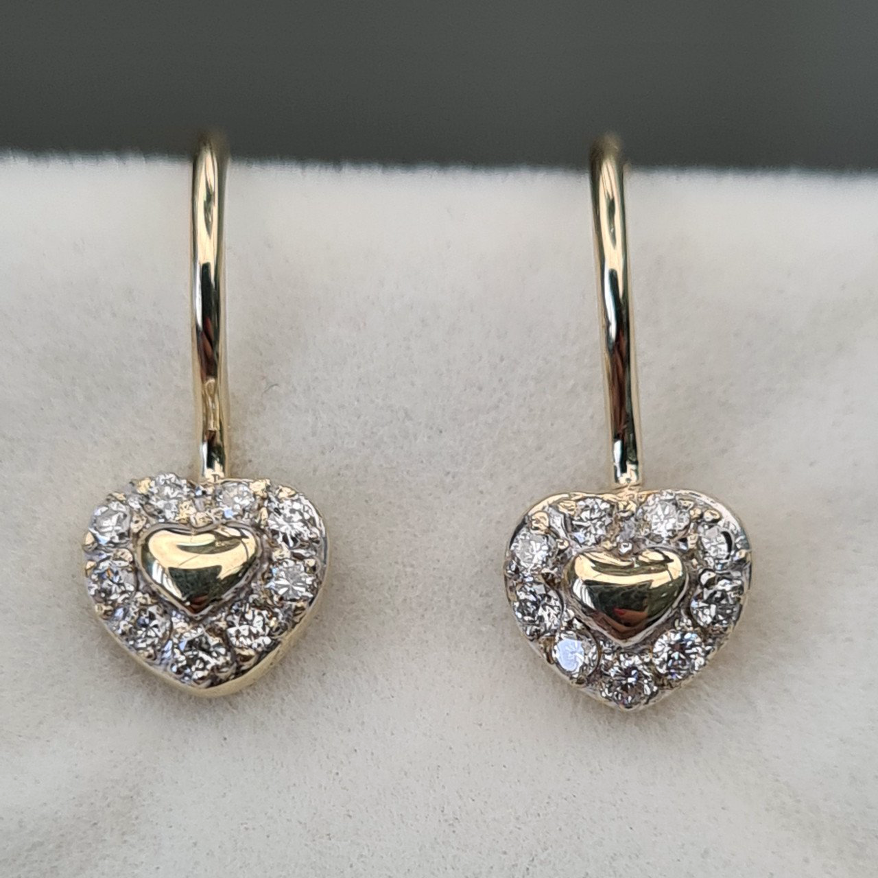 Серьги Deimantas 93722801 1,36гр 0,17ct. купить,NaN