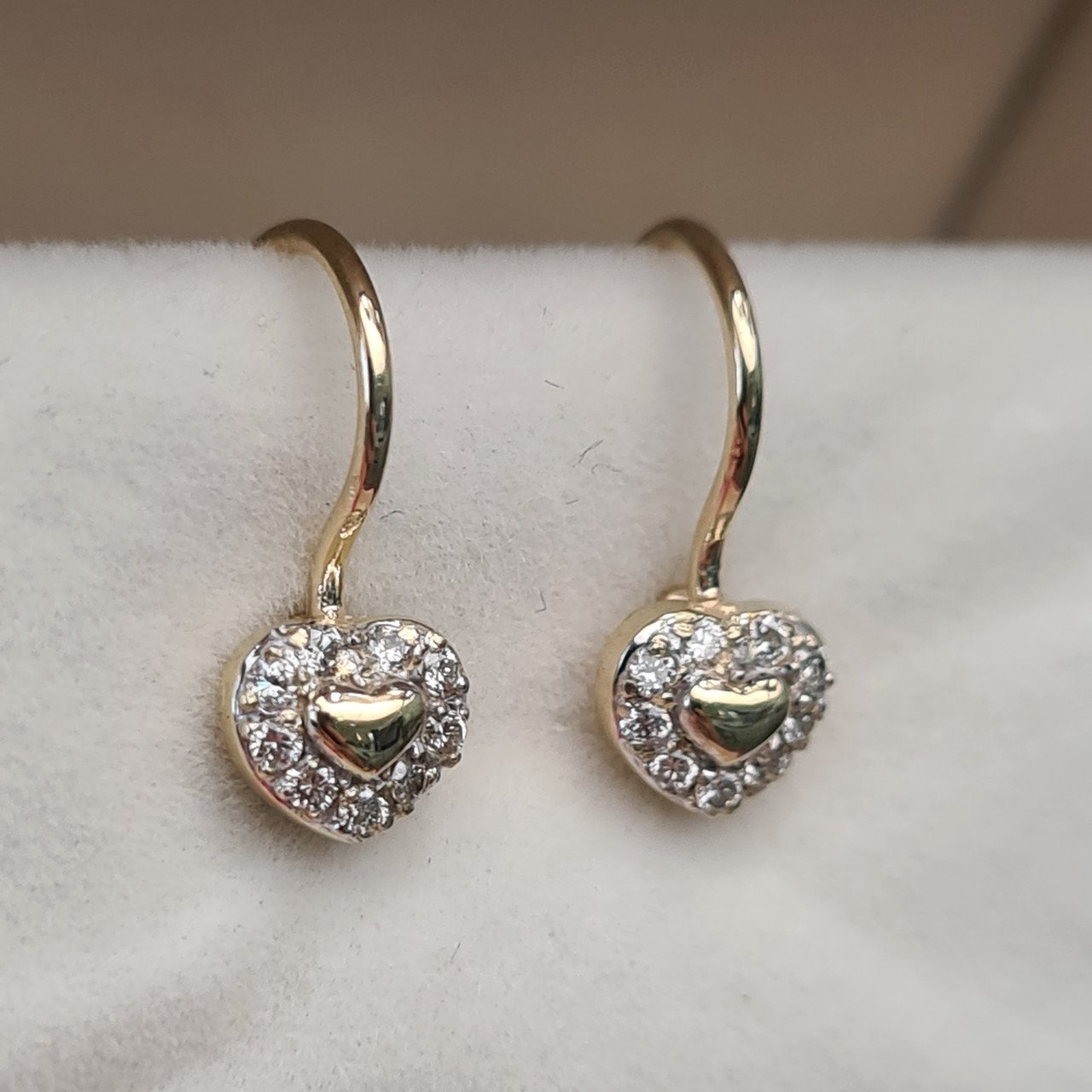 Серьги Deimantas 93722801 1,36гр 0,17ct. купить,NaN
