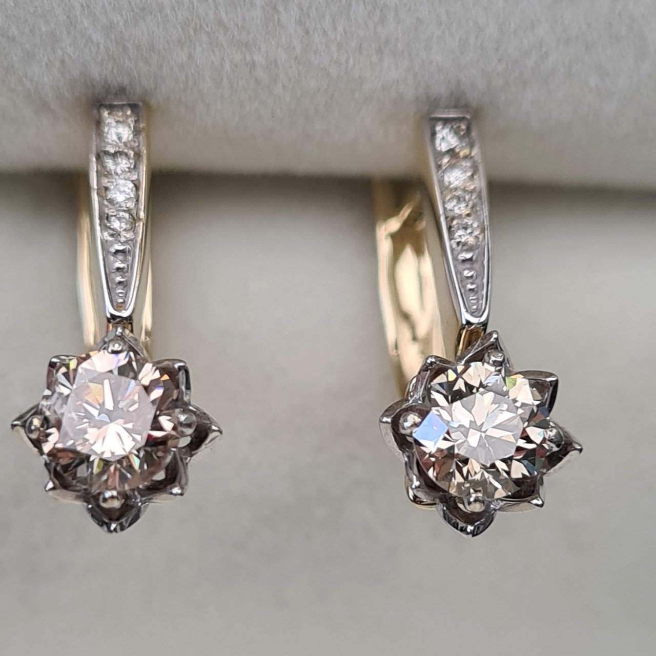 Серьги Deimantas 93723042 2,86гр 0,88ct. купить,NaN