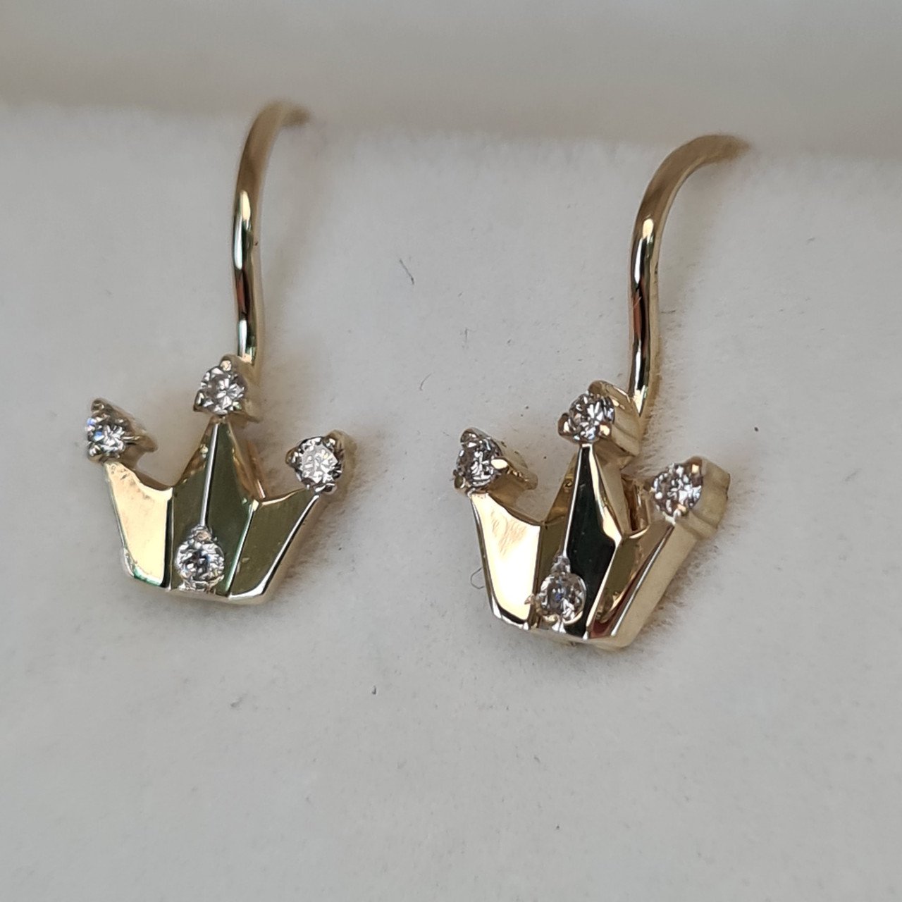 Серьги Deimantas 93722997 1,23гр 0,08ct. купить,NaN