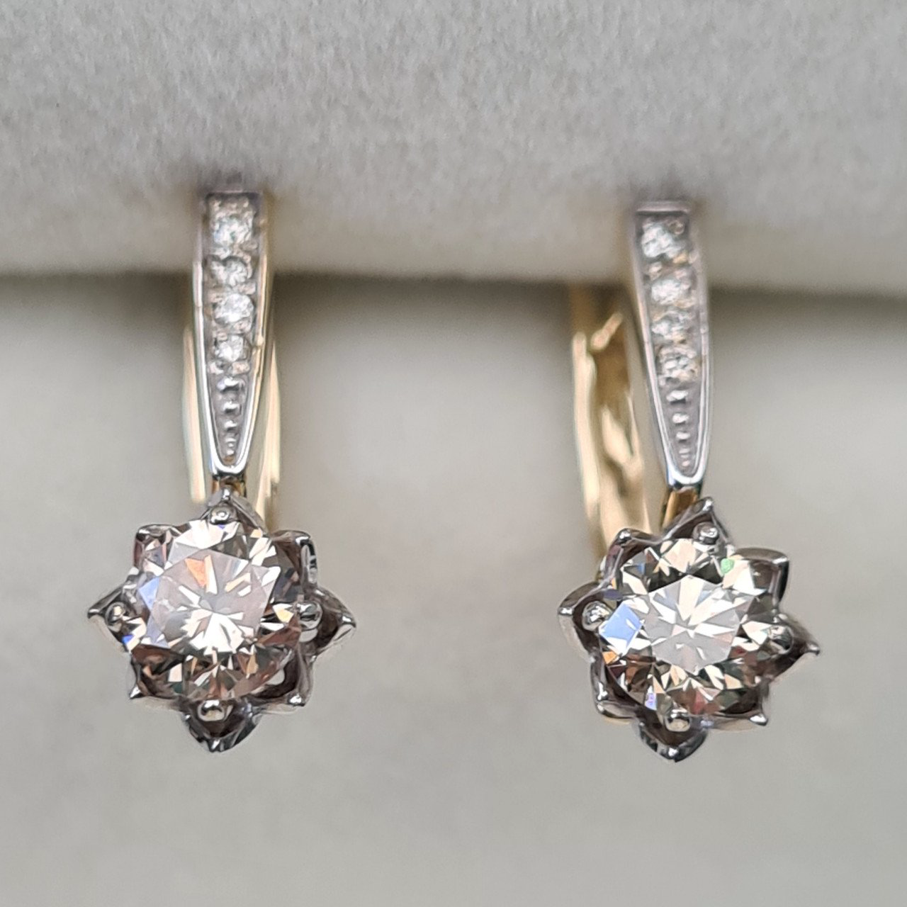 Серьги Deimantas 93723042 2,86гр 0,88ct. купить,NaN