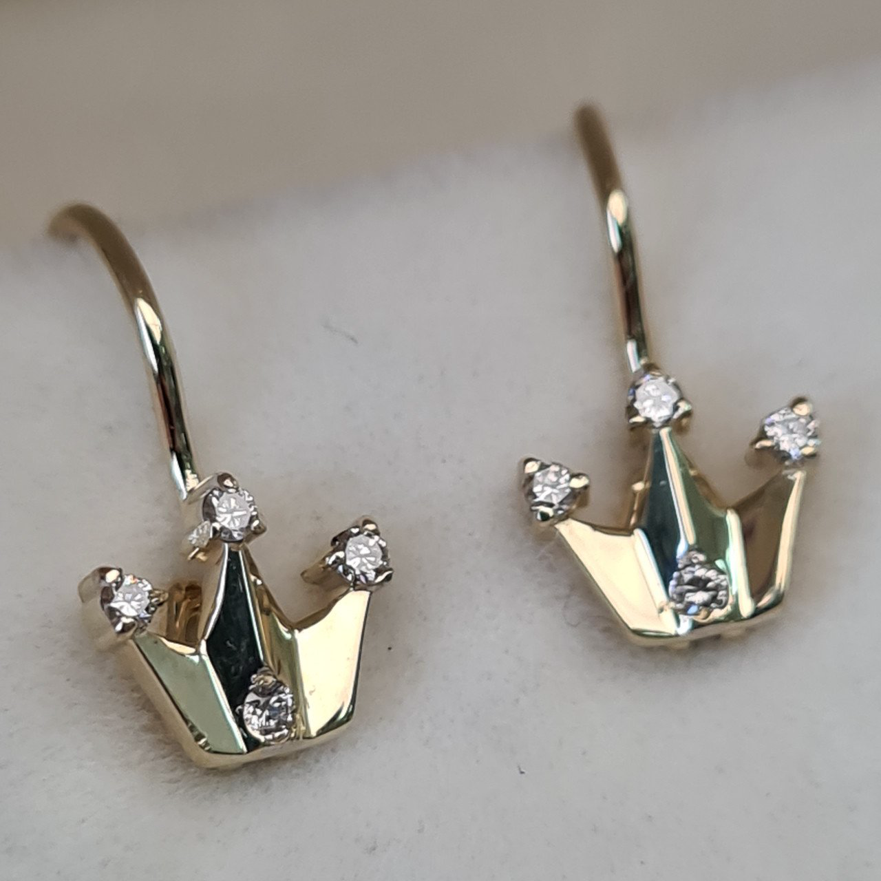 Серьги Deimantas 93722997 1,23гр 0,08ct. купить,NaN