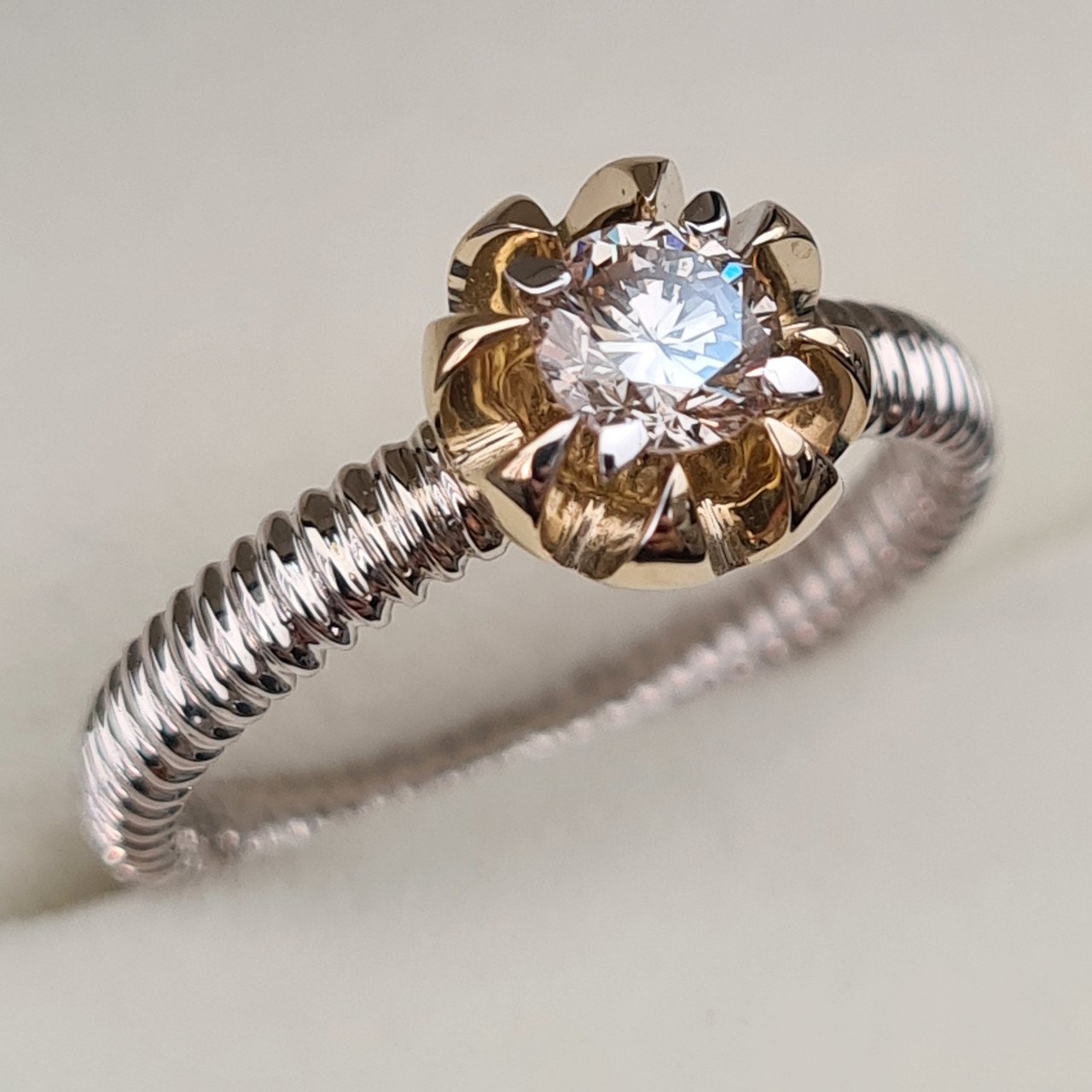 Кольцо Deimantas 95968472 16,5р 3,5гр 0,40ct. купить,NaN