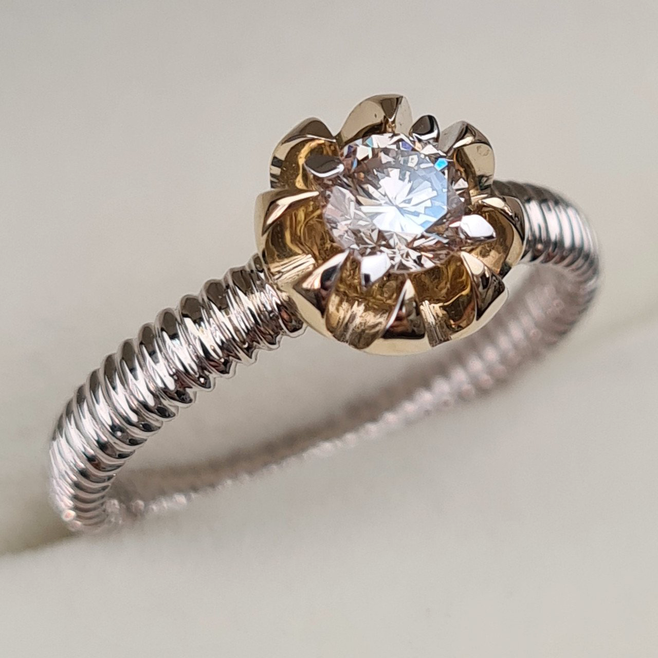 Кольцо Deimantas 95968472 16,5р 3,5гр 0,40ct. купить,NaN