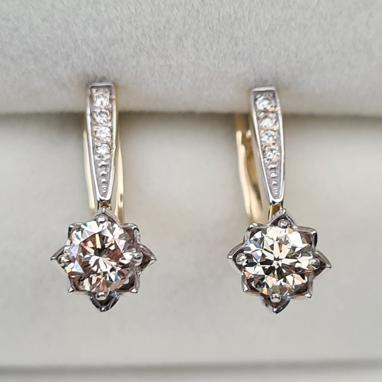 Серьги Deimantas 93723042 2,86гр 0,88ct. купить,NaN