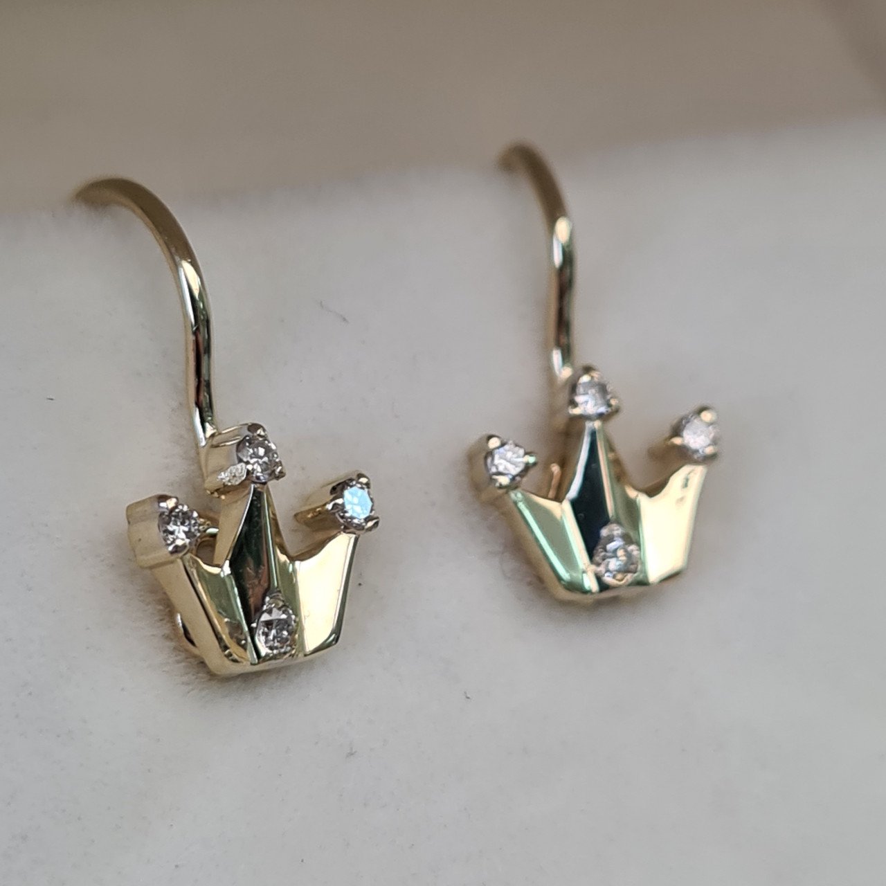 Серьги Deimantas 93722997 1,23гр 0,08ct. купить,NaN