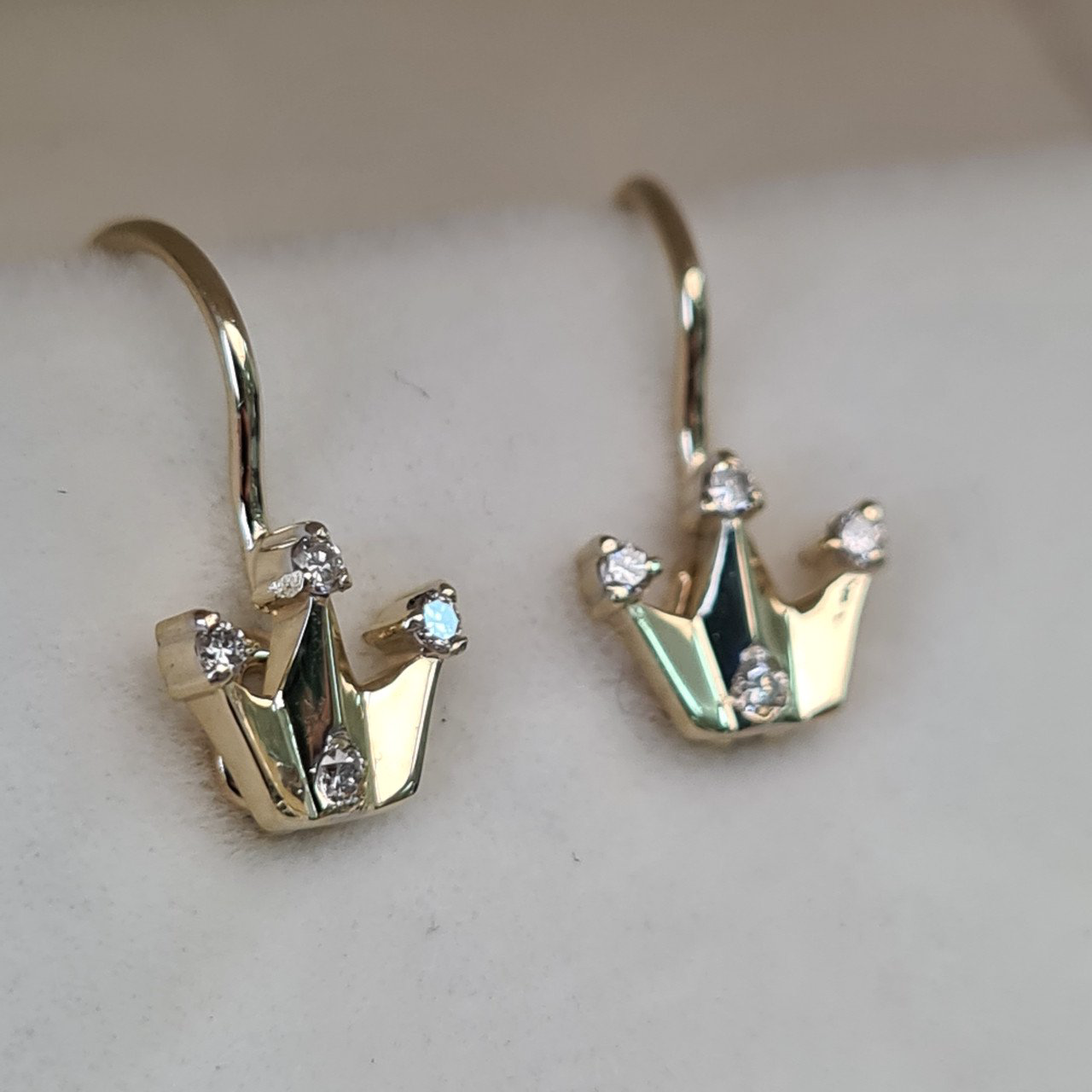 Серьги Deimantas 93722997 1,23гр 0,08ct. купить,NaN
