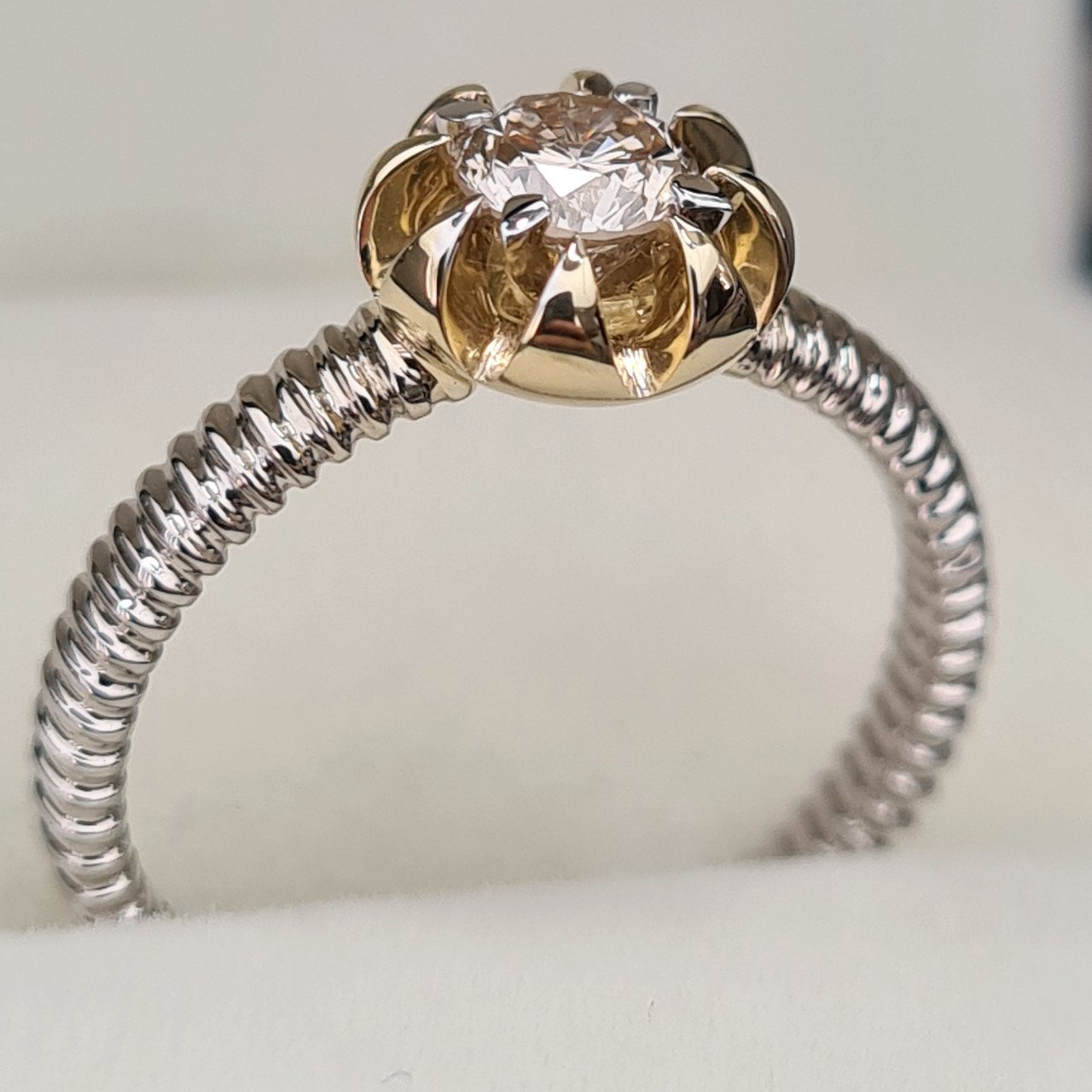 Кольцо Deimantas 95968472 16,5р 3,5гр 0,40ct. купить,NaN