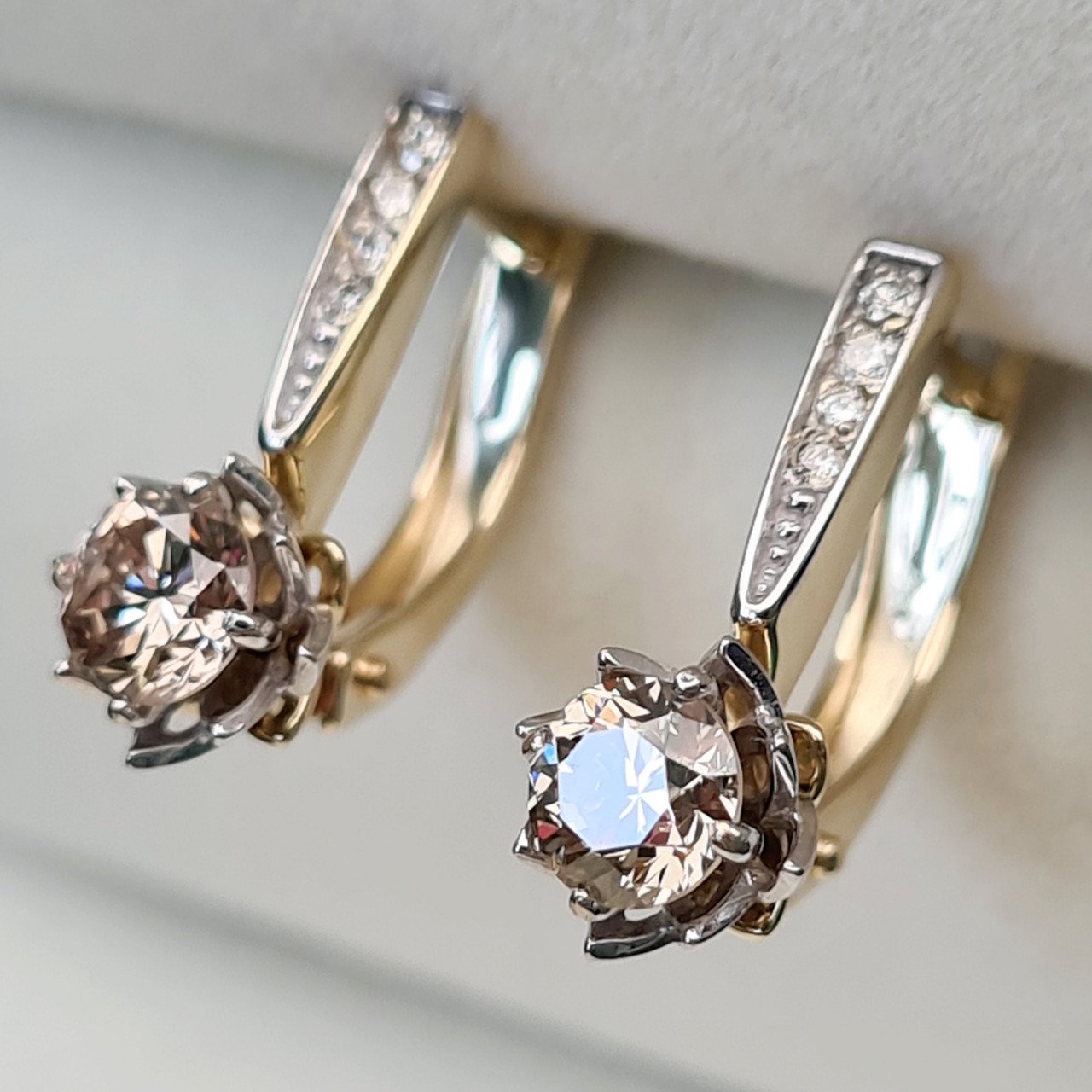 Серьги Deimantas 93723042 2,86гр 0,88ct. купить,NaN