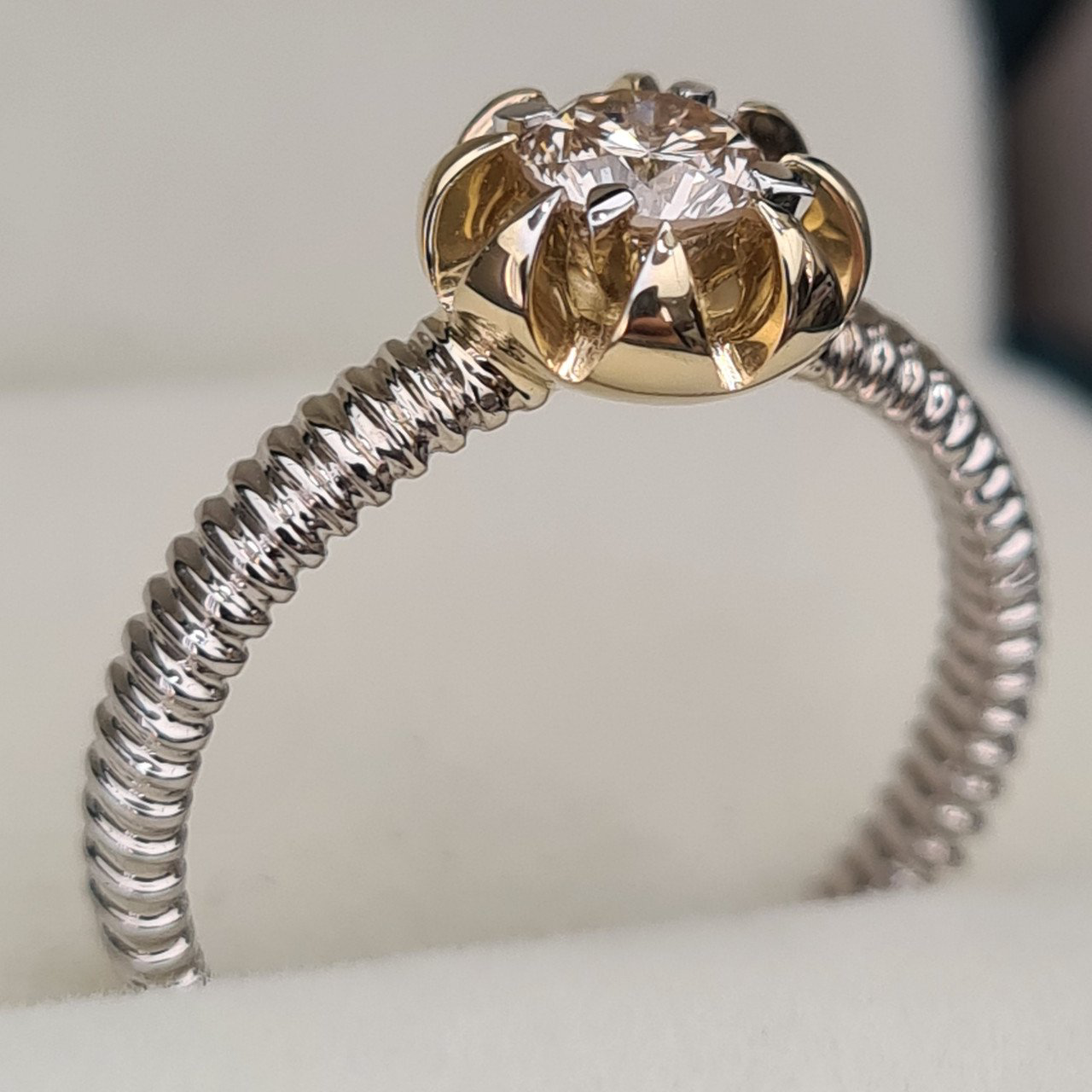 Кольцо Deimantas 95968472 16,5р 3,5гр 0,40ct. купить,NaN