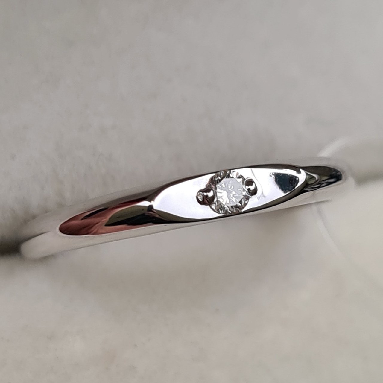 Кольцо Deimantas 98167484 17р 1,03гр 0,045ct. купить,NaN