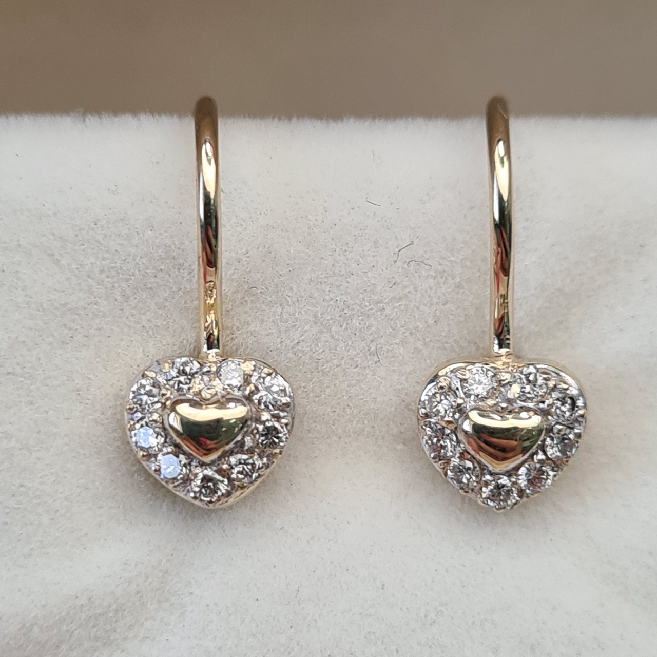 Серьги Deimantas 93722801 1,36гр 0,17ct. купить,NaN