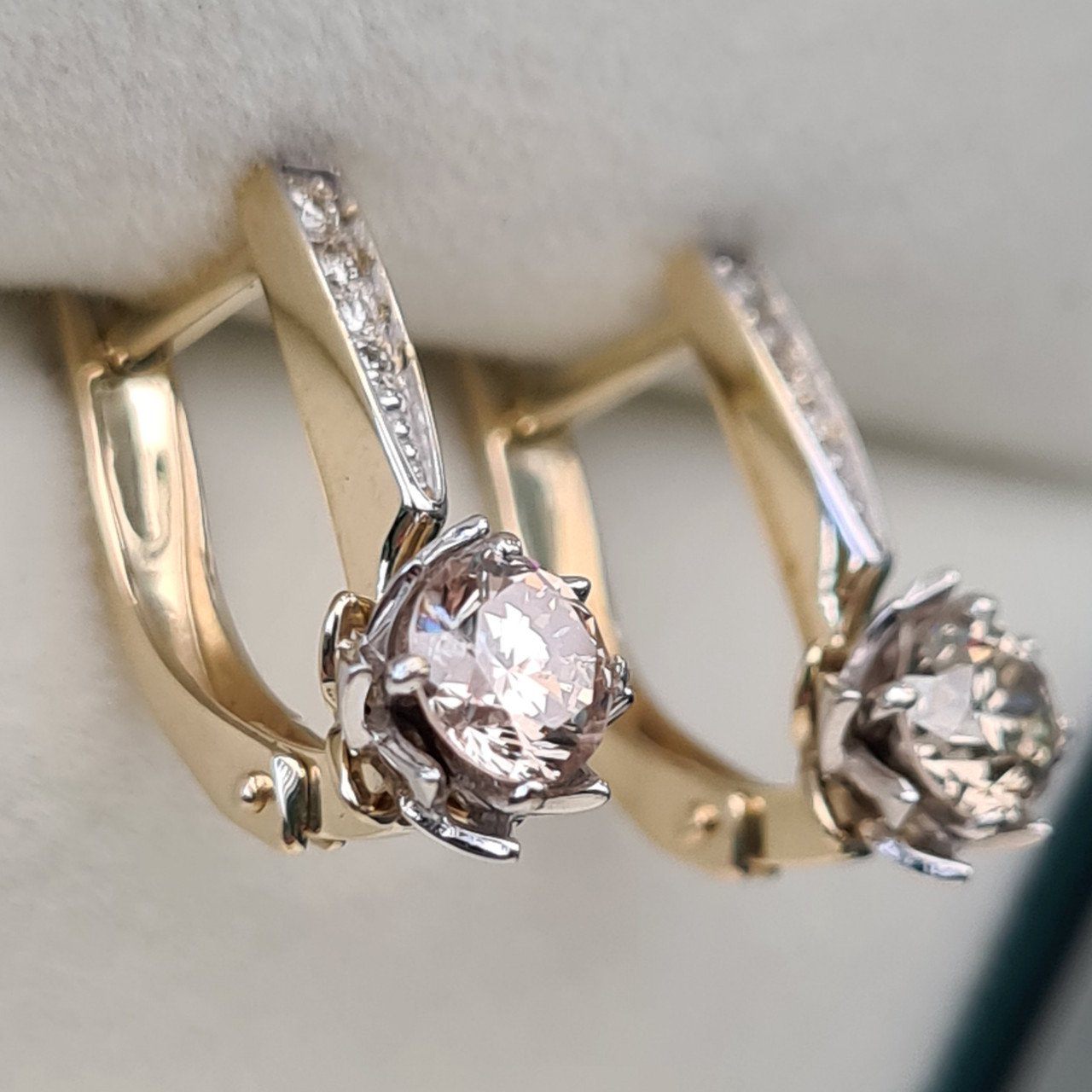 Серьги Deimantas 93723042 2,86гр 0,88ct. купить,NaN