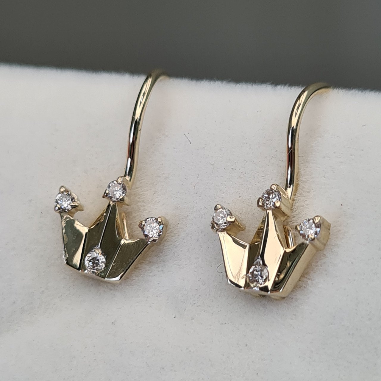 Серьги Deimantas 93722997 1,23гр 0,08ct. купить,NaN