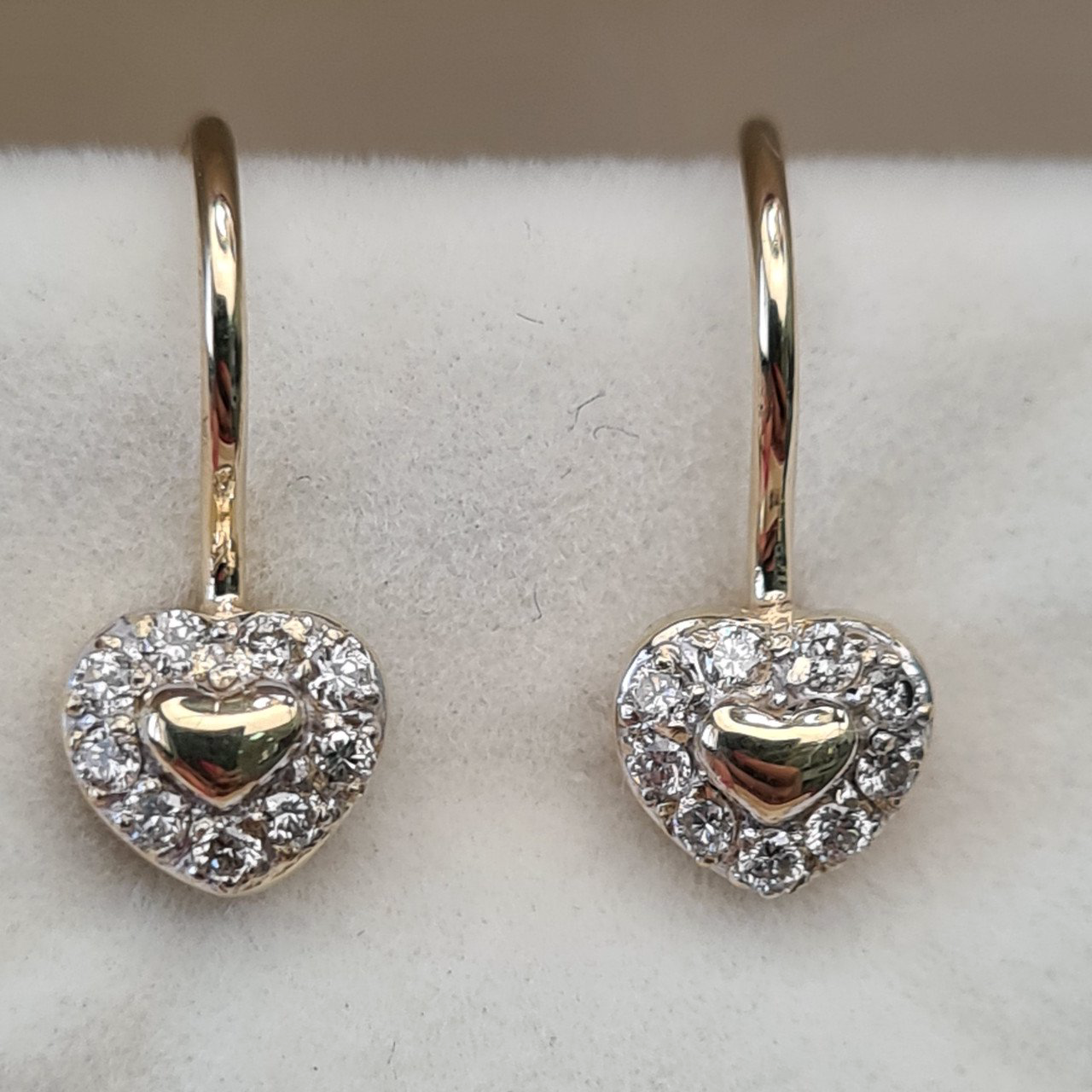 Серьги Deimantas 93722801 1,36гр 0,17ct. купить,NaN