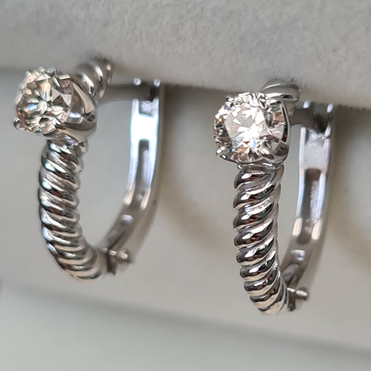 Серьги Deimantas 93722728 2,51гр 0,46ct. купить,NaN