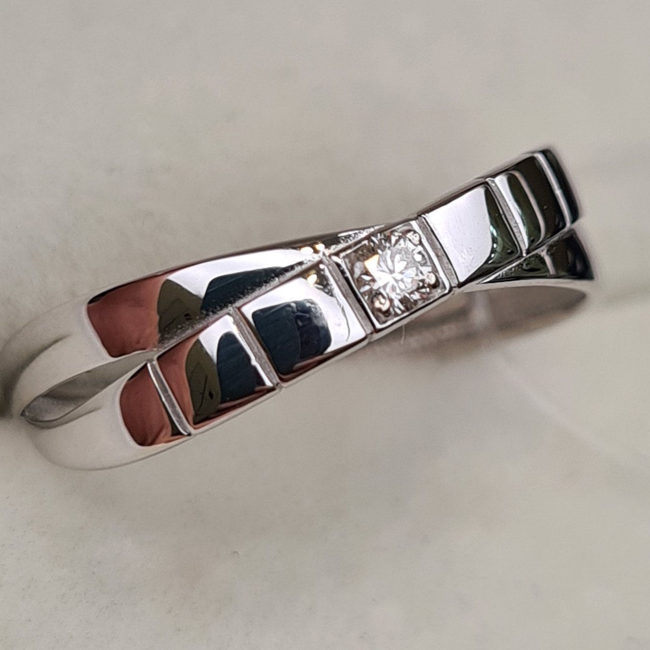 Кольцо Deimantas 98168725 17р 1,23гр 0,05ct. купить,NaN