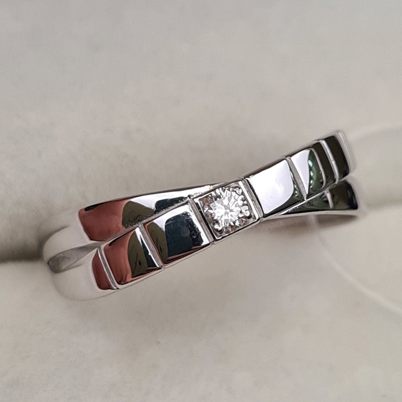 Кольцо Deimantas 98168725 17р 1,23гр 0,05ct. купить,NaN