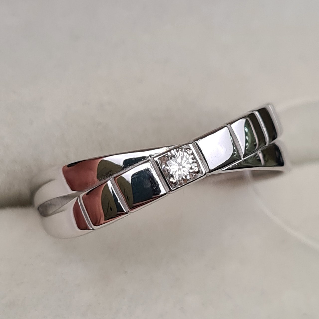 Кольцо Deimantas 98168725 17р 1,23гр 0,05ct. купить,NaN