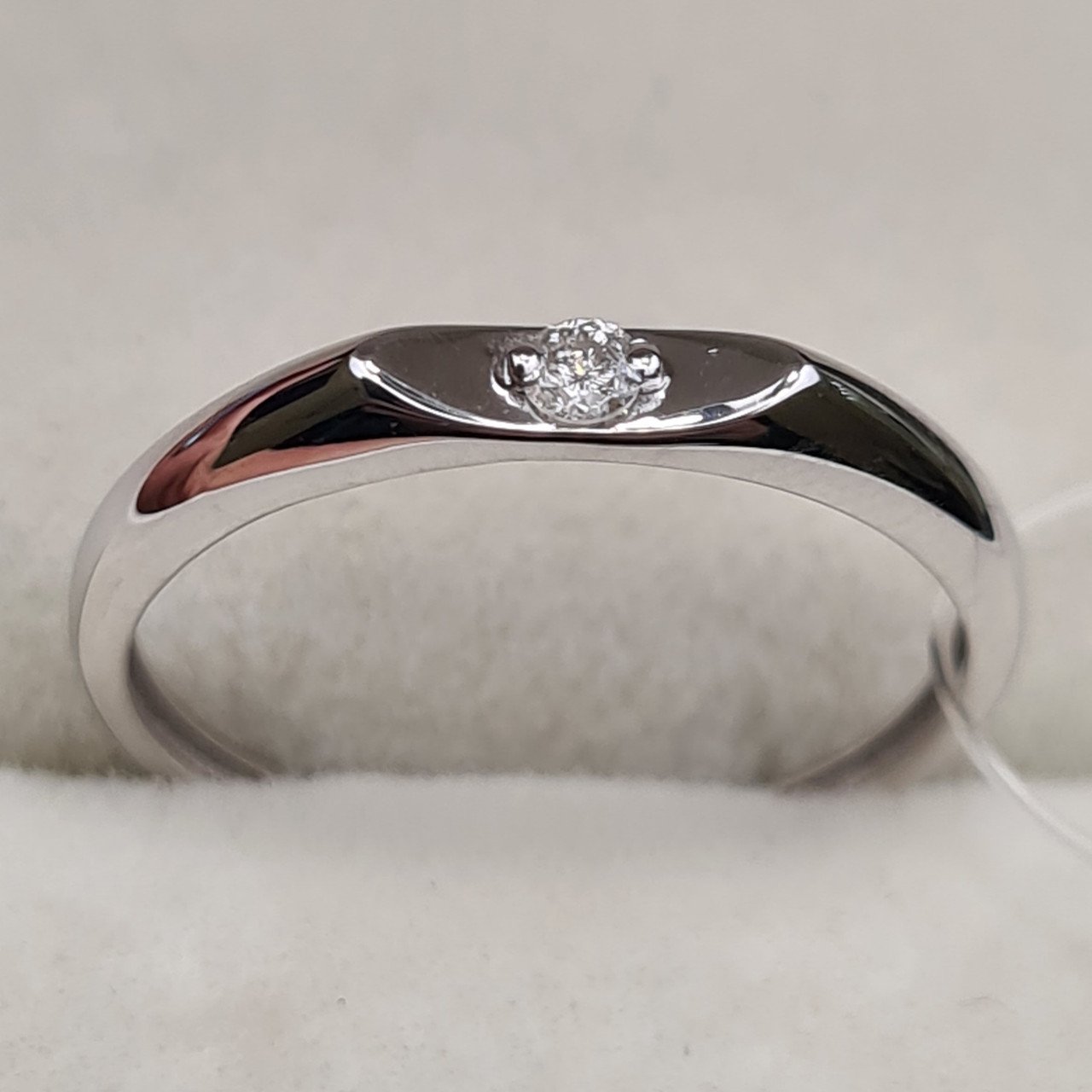 Кольцо Deimantas 98167484 17р 1,03гр 0,045ct. купить,NaN