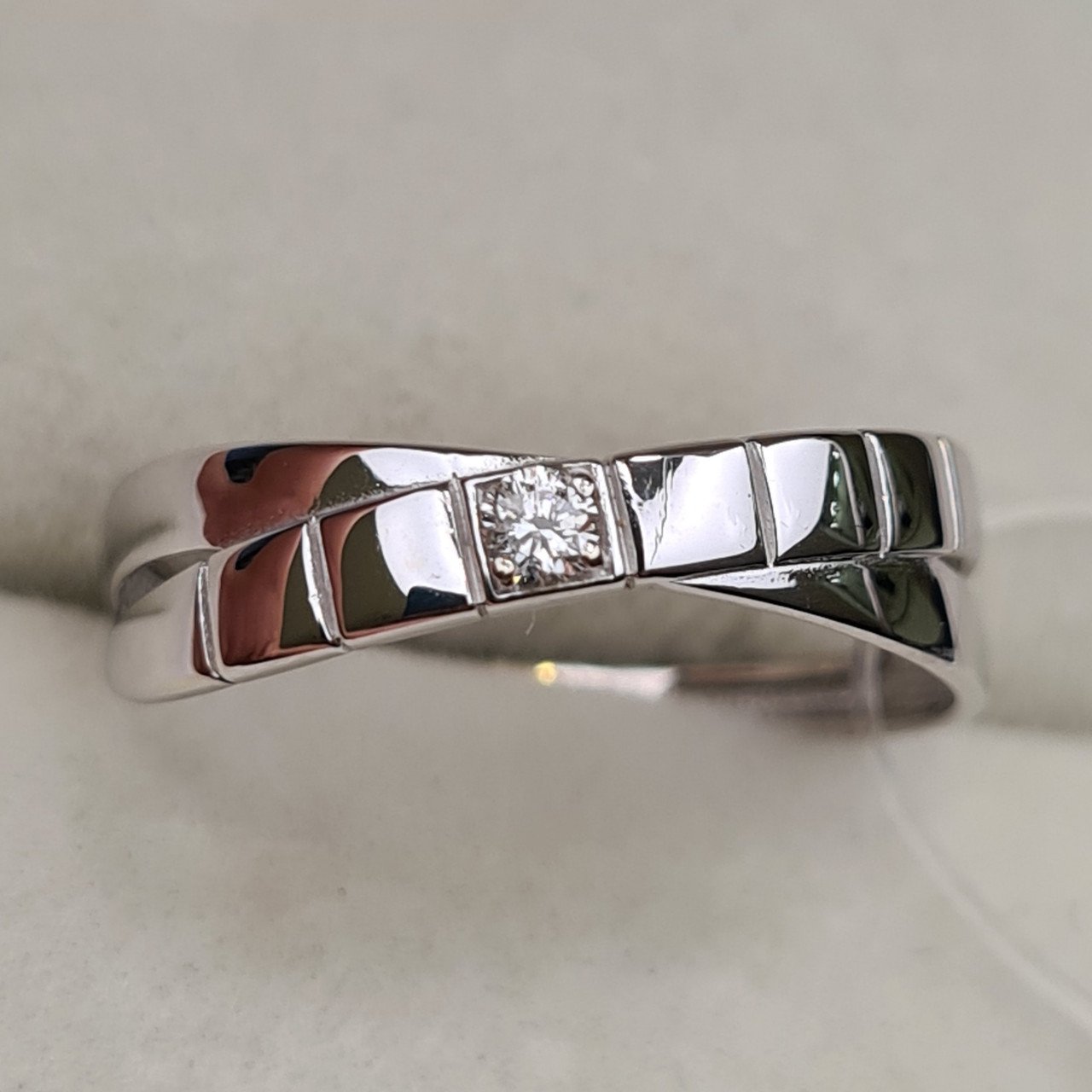 Кольцо Deimantas 98168725 17р 1,23гр 0,05ct. купить,NaN
