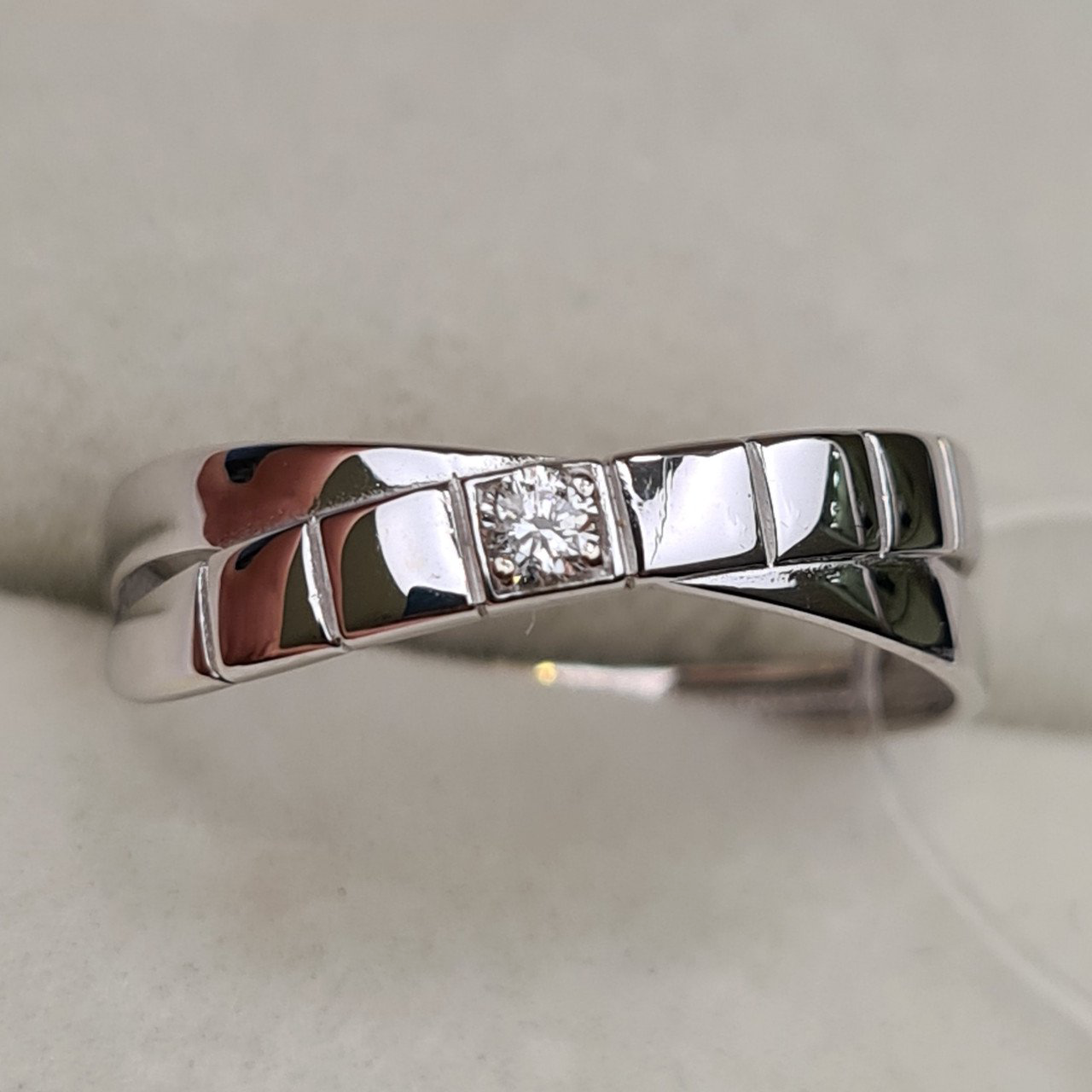 Кольцо Deimantas 98168725 17р 1,23гр 0,05ct. купить,NaN