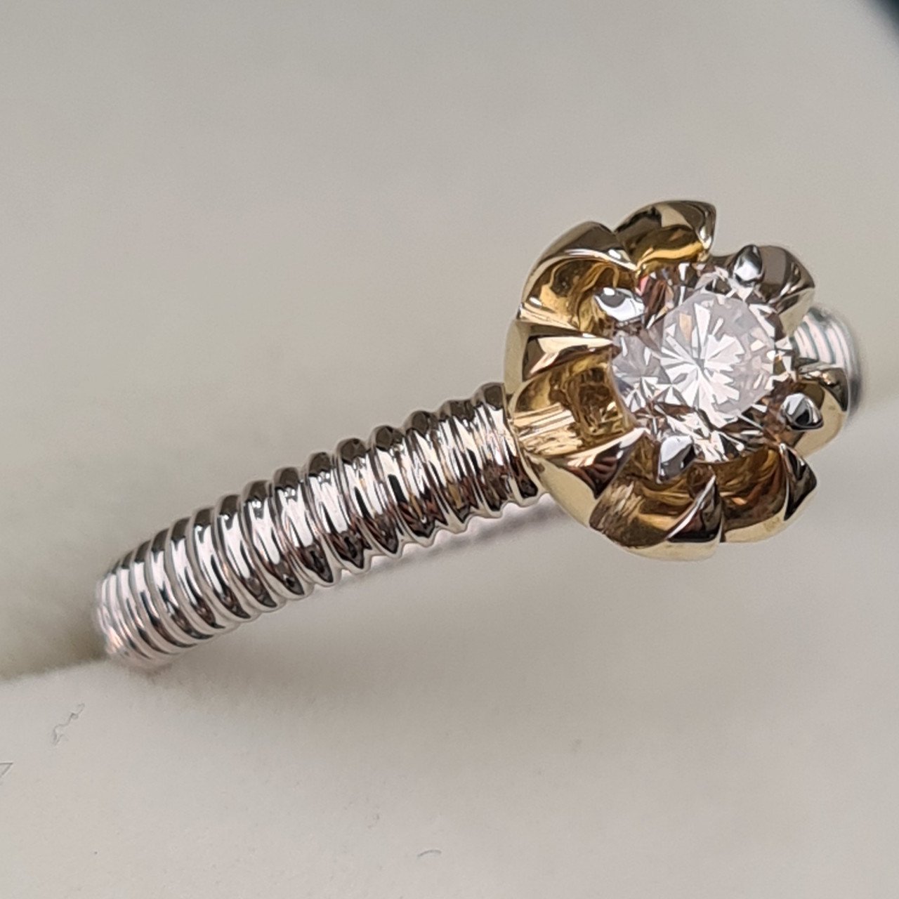 Кольцо Deimantas 95968472 16,5р 3,5гр 0,40ct. купить,NaN