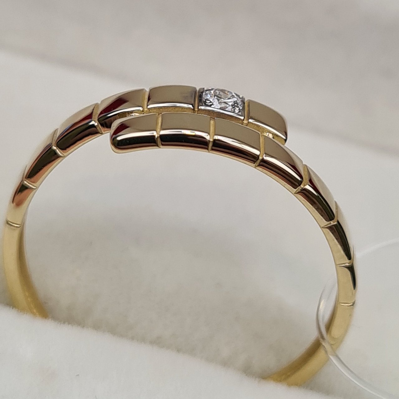 Кольцо Deimantas 98167491 18,5р 1,5гр 0,05ct. купить,NaN