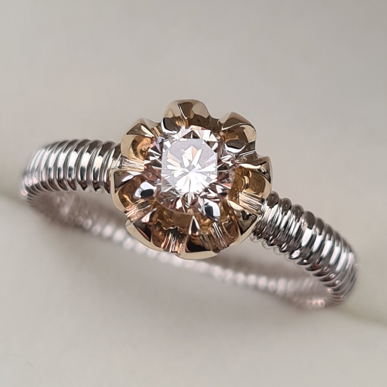Кольцо Deimantas 95968472 16,5р 3,5гр 0,40ct. купить,NaN