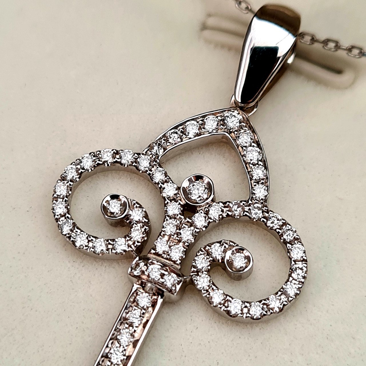 Колье Deimantas 95968479 45см 4,4гр 0,62ct. купить,NaN