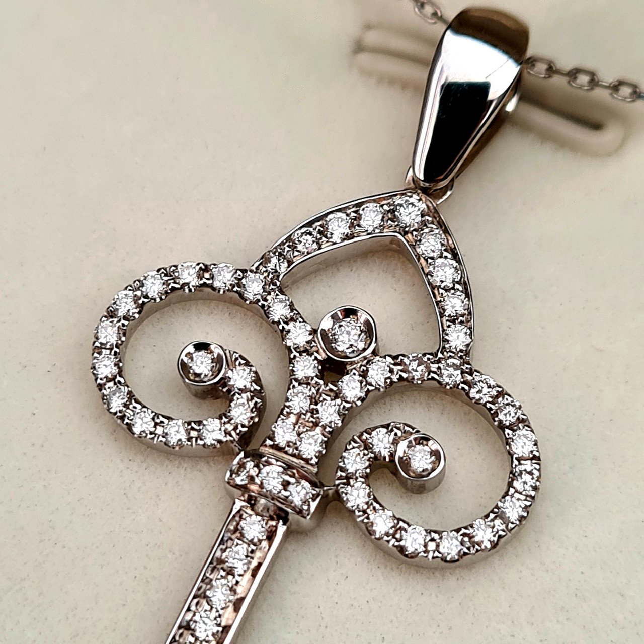 Колье Deimantas 95968479 45см 4,4гр 0,62ct. купить,NaN