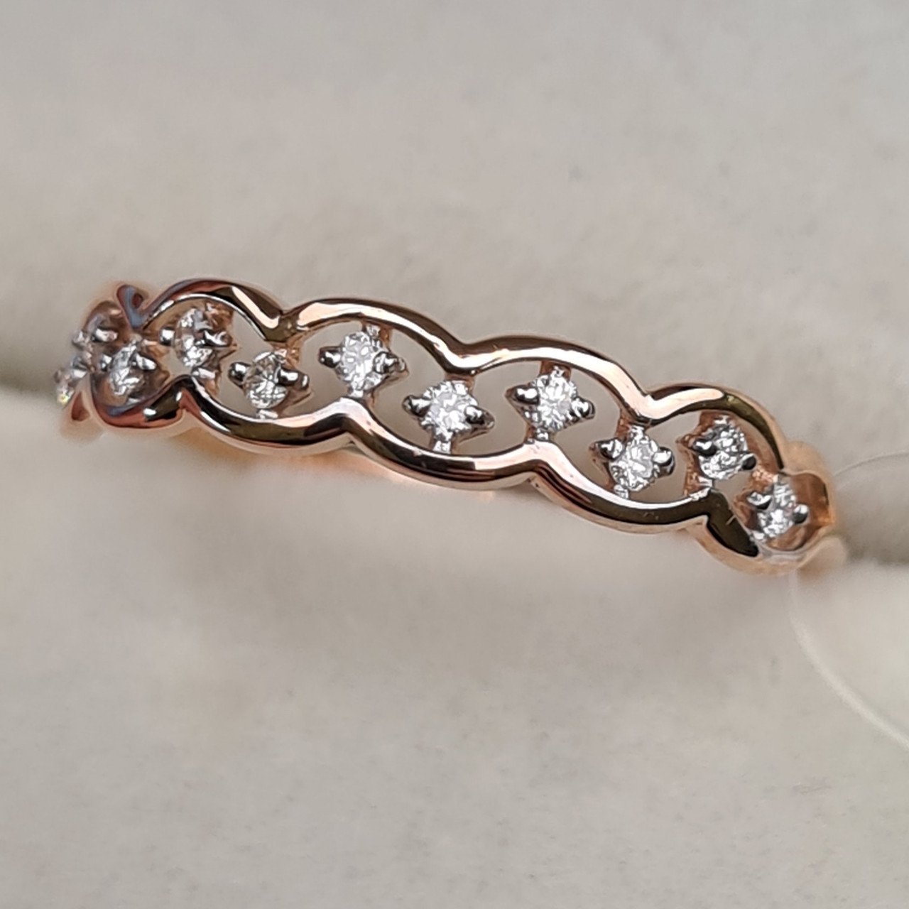 Кольцо Deimantas 98168821 16,5р 0,96гр 0,10ct. купить,NaN