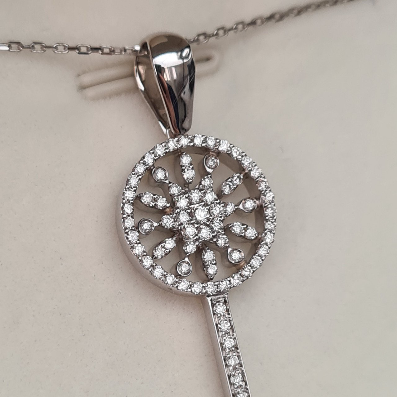 Колье Deimantas 95968481 45см 4,54гр 0,47ct. купить,NaN