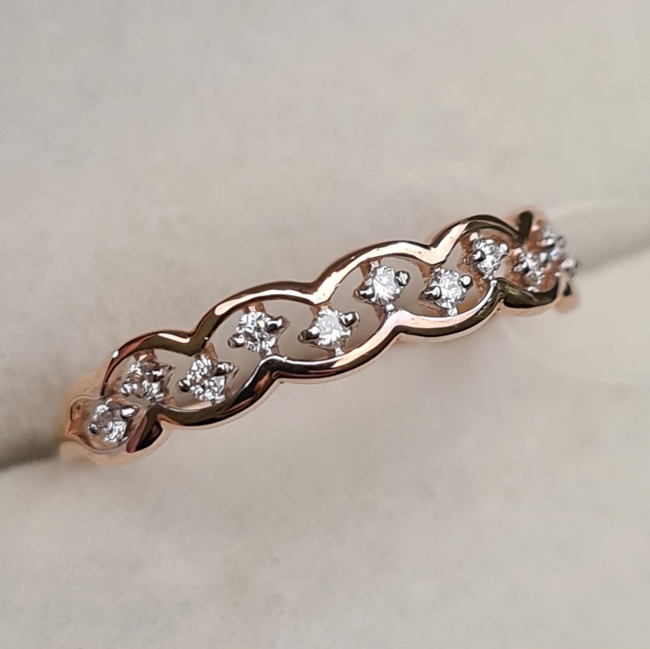Кольцо Deimantas 98168821 16,5р 0,96гр 0,10ct. купить,NaN